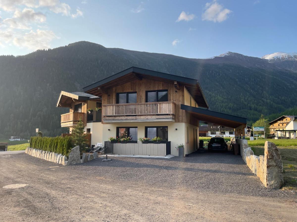 Alp Apart Niederthai Umhausen Exterior photo