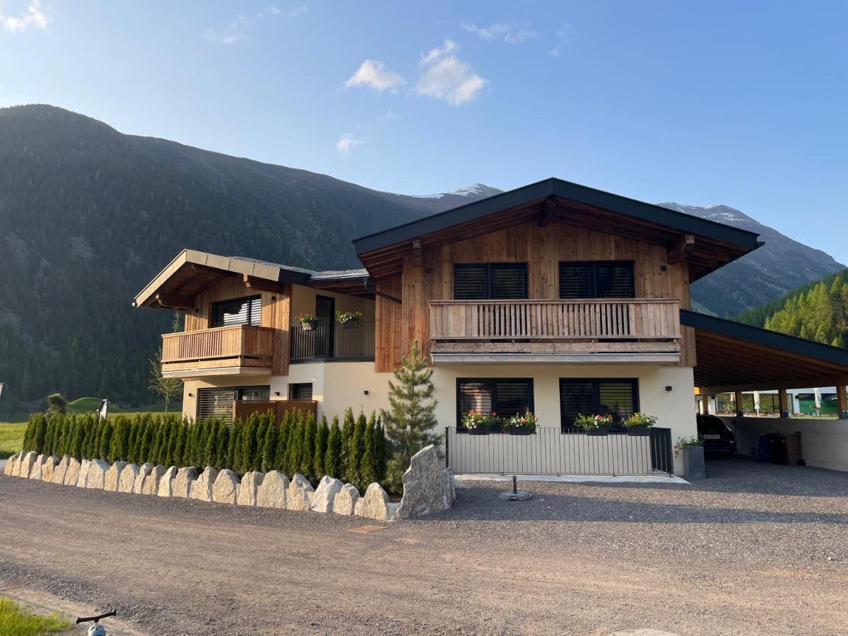 Alp Apart Niederthai Umhausen Exterior photo